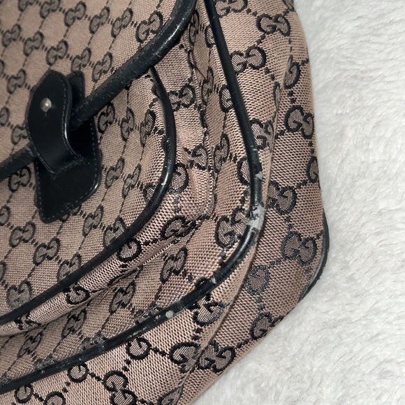 Gucci Tan and Black Monogram Shoulder Bag - Picture 5 of 12